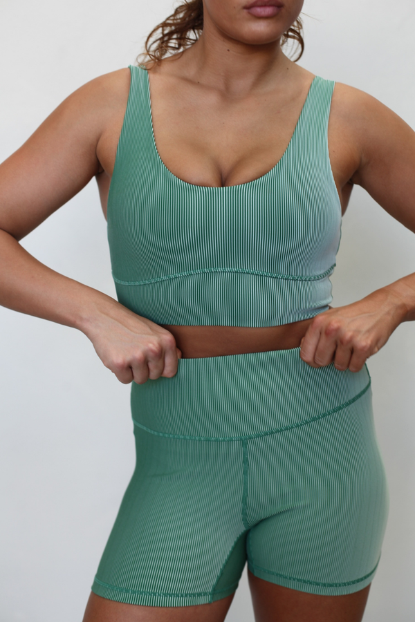 新作　salsation サルセーション　Unisex shorts Lサイズ salsation short MEDIUM GREEN Lサイズ salsation short MEDIUM GREEN