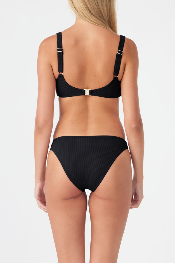 Signature Swim Underwired Bikini Top in Black
